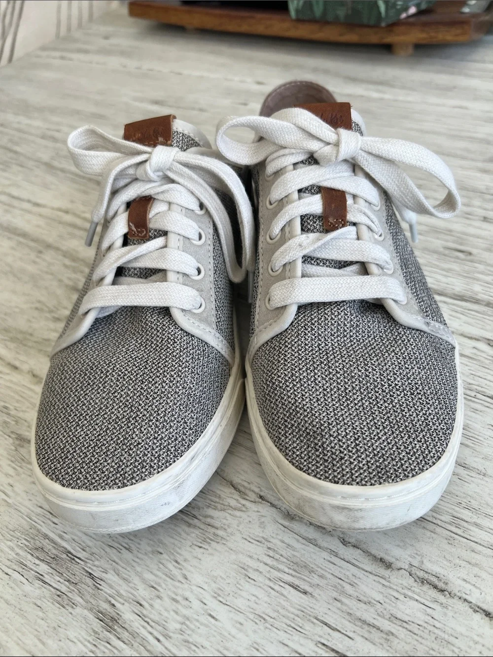 Olukai Sneakers 8.5, gently used.